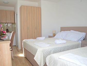 Apartmani Vico 65, Igalo