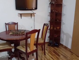 Apartman Rumi , Sutomore