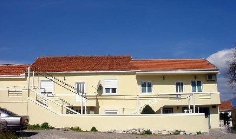 Apartmány DJERASIMOVIC, Radovici, Apartmany
