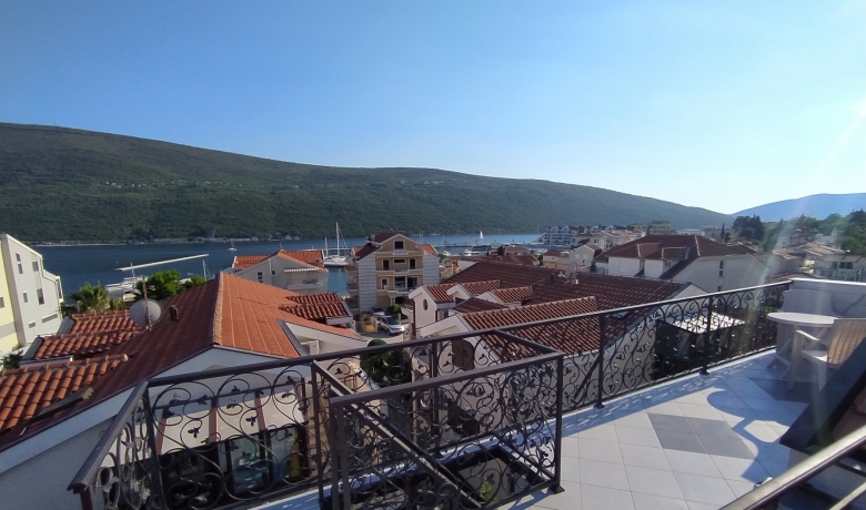 Apartmani Đenovići, Đenovići, Apartmani