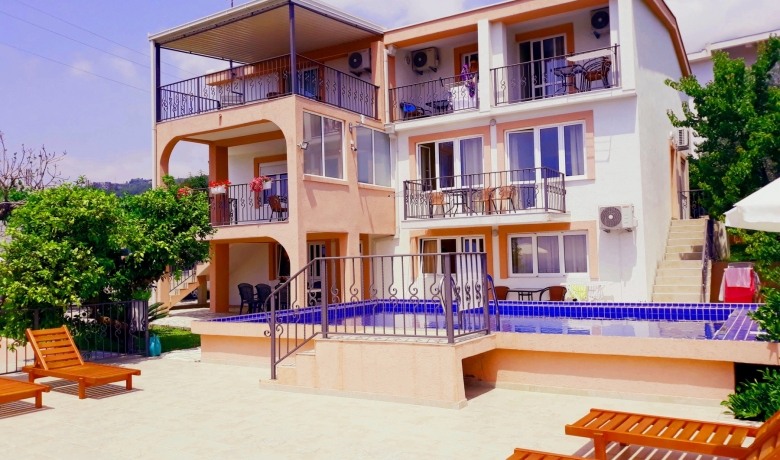 APARTMANI Usezic, Dobre Vode, Apartmani