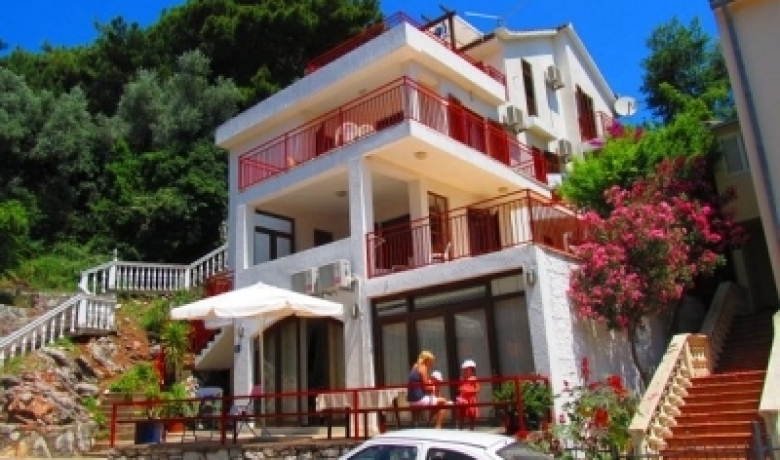 Apartmani Almaja, Petrovac, Apartmani