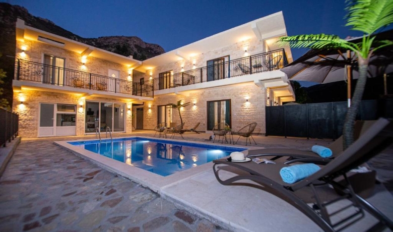 Stone Villa with pool Montenegro Star, Buljarica, Apartments