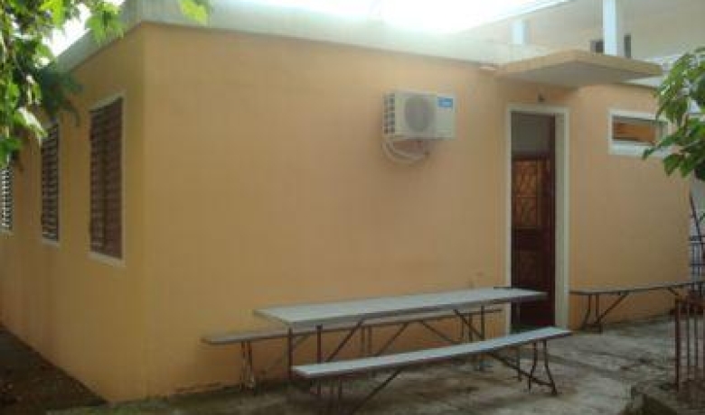 Kuca za Odmor 8 osoba (4 sobe), Sutomore, Apartmani