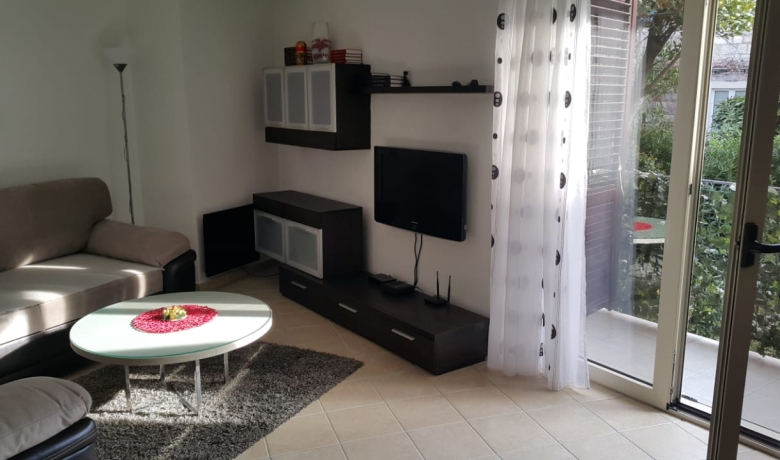 Apartmani Hena, Petrovac, Apartmani