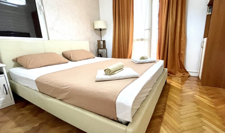 Apartament Mijëvjeçarit, Budva, Apartamente