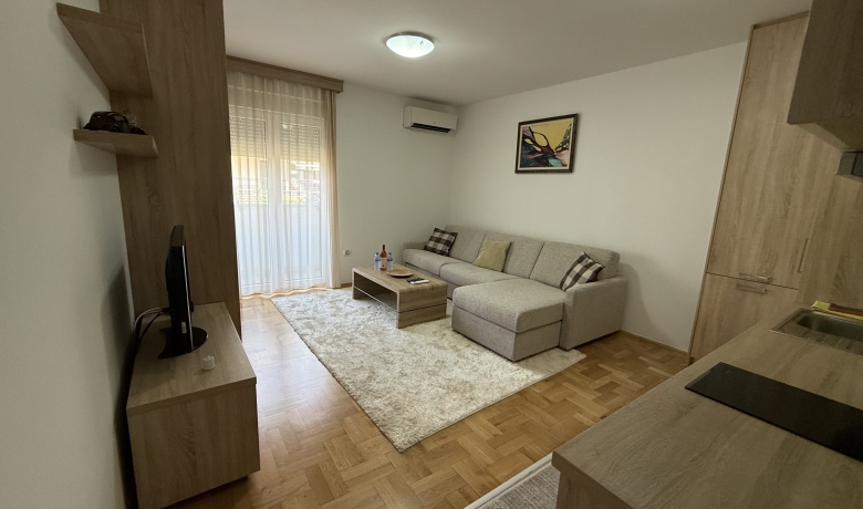 Porto Nest apartman, Tivat, Apartmani