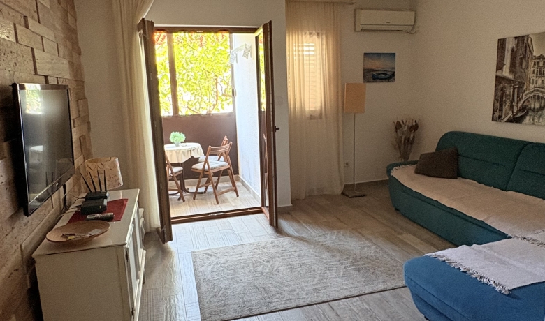 Apartment Pavle, Petrovac, Apartments