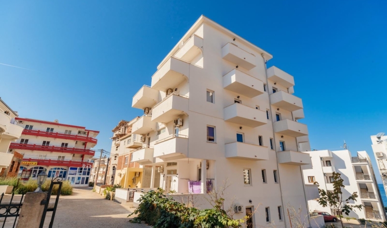 Apartments Belvedere with Pool, Dobre Vode, Apartments