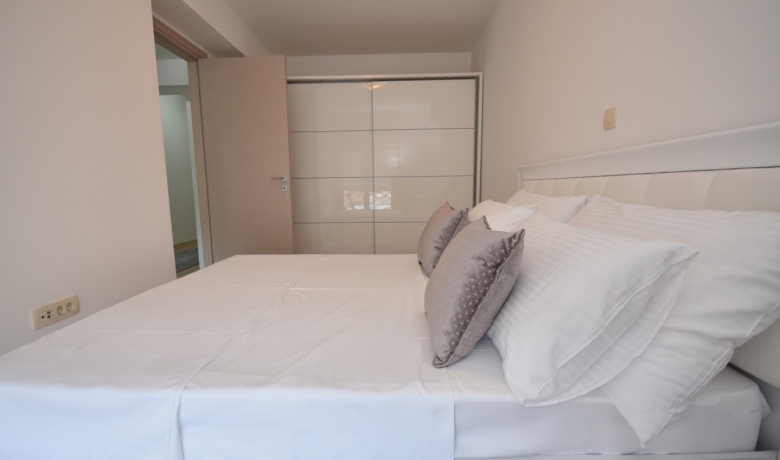 Egy hálószobás luxus apartmanközpont, Budva, Apartmanok