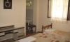 Dhoma dhe apartamente Davidoviq, Buljarica, Apartamente