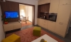 Naša kuća, Jaz, Apartmani