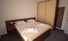 Naša kuća, Jaz, Apartmani