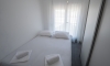 Naša kuća, Jaz, Apartmani