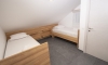Naša kuća, Jaz, Apartmani