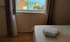 Kleine Luxuswohnung mit einem Schlafzimmer am Meer, Kotor, Wohnungen
